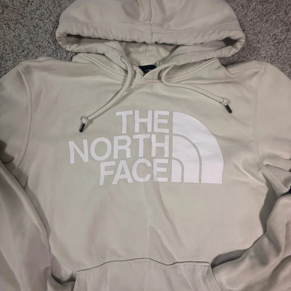 Great condition The North Face Men’s Hoodie – Size M – Minimalist cream white